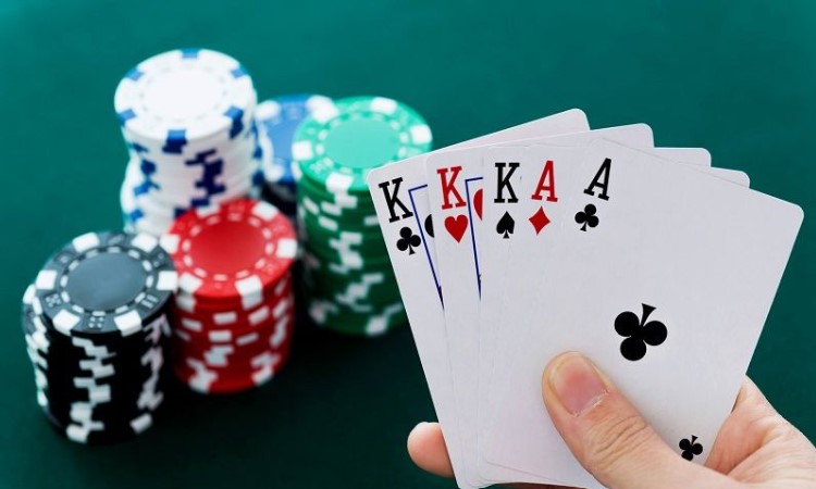 quy tắc poker khá là đơn giản